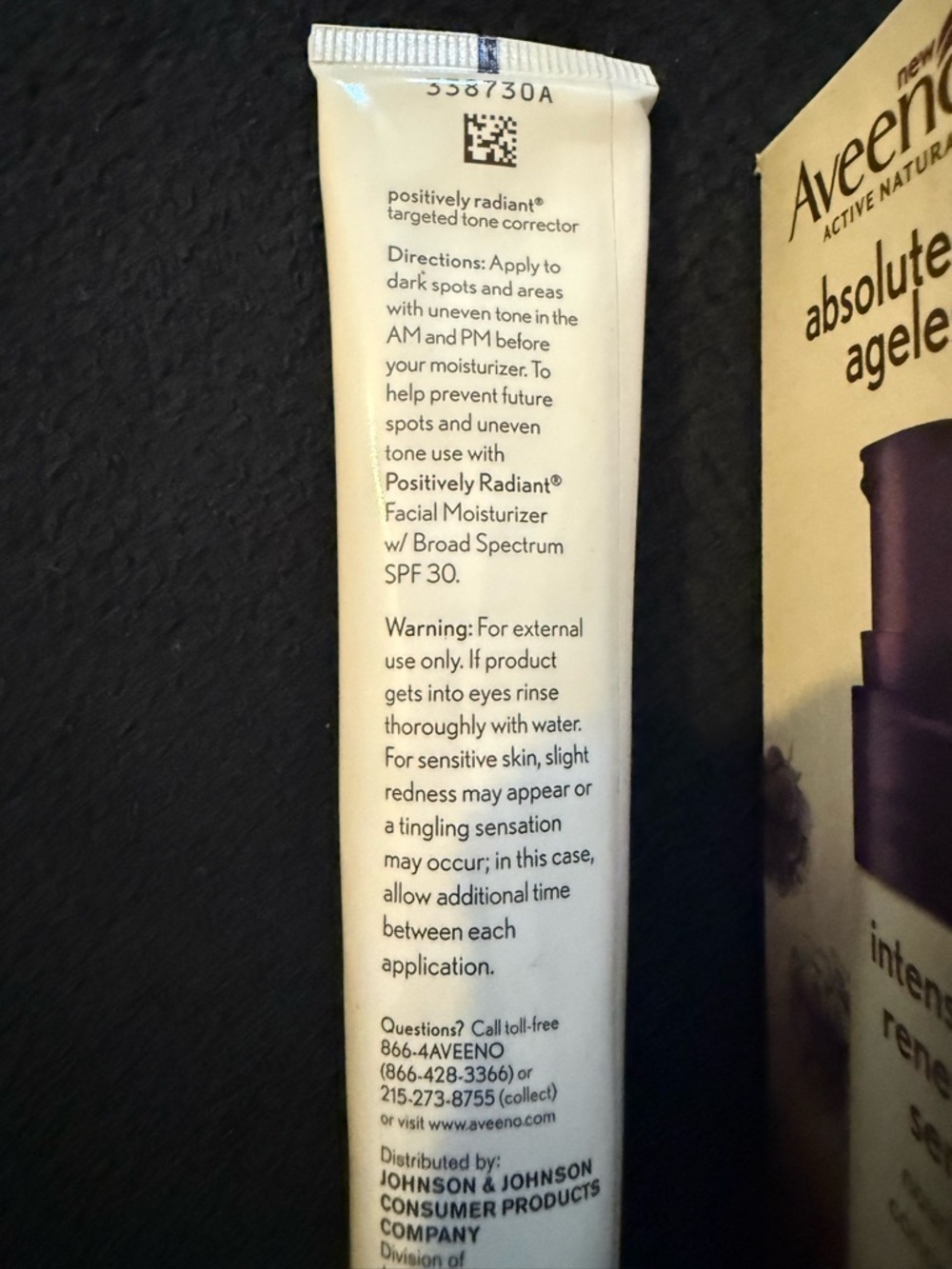 Aveeno Absolutely Ageless Intensive Renewal Serum - Picture 3 of 6